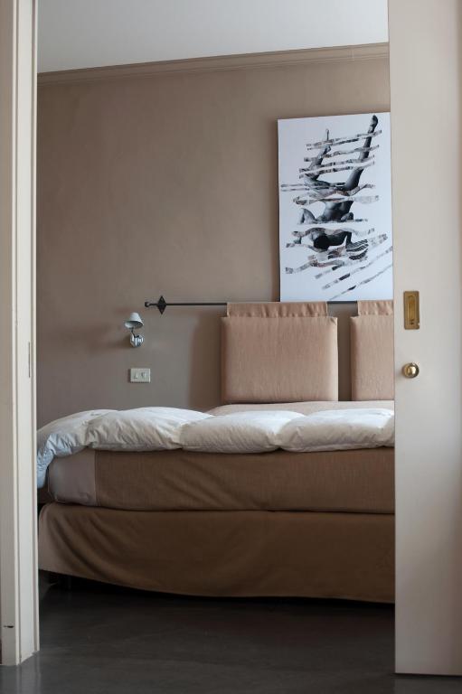Hotel Italia Ноли Экстерьер фото